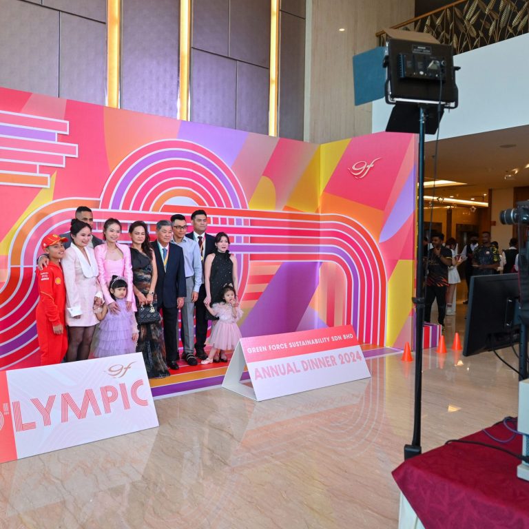 0018DXZ_3570_optimized_2000